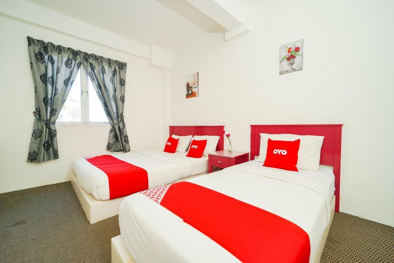Oyo 89710 Saujana Ct View Hotel 2*