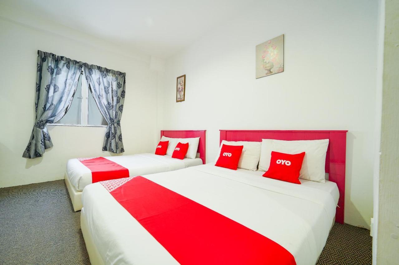 Oyo 89710 Saujana Ct View Hotel 2*